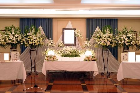 関西地方での【ホテル葬】無宗教でのお別れ式「しのぶ会」施行例