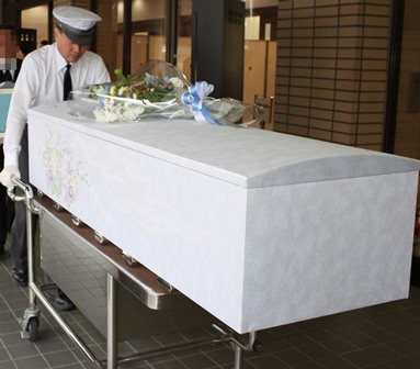 渋谷区の代々幡斎場　【無宗教　家族葬】施行例での葬儀実施例