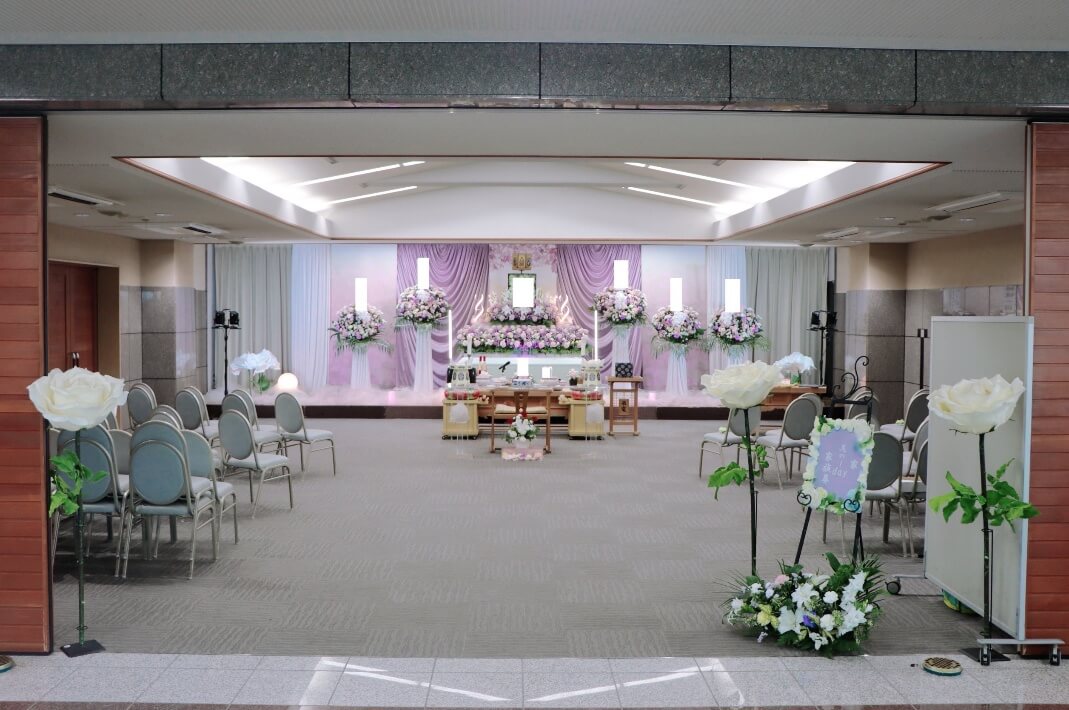 南多摩斎場：式場入り口