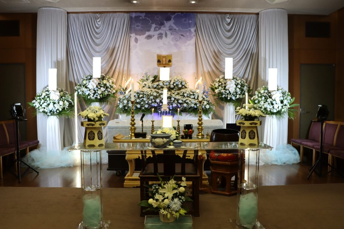 府中の森市民聖苑：花祭壇